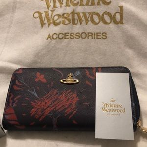 Vivienne Westwood Canonbury zippered wallet.